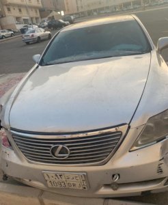 للبيع لكزس  LS موديل 2008