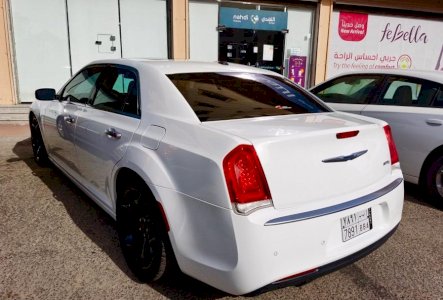 للبيع كرايزلر C300  موديل 2018