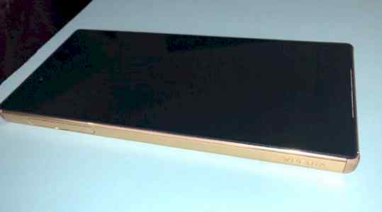 للبيع جوال Sony xperia z5 premium due