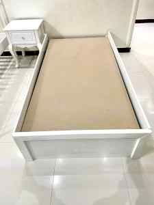 شراء اثاث مستعمل جميع نواحي الرياض 0531962069